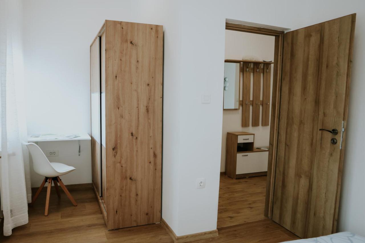 Apartman Nikola Gospić Eksteriør bilde