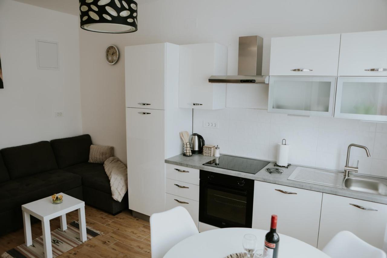 Apartman Nikola Gospić Eksteriør bilde