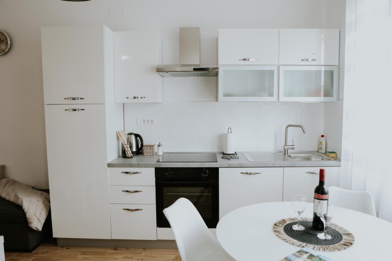 Apartman Nikola Gospić Eksteriør bilde